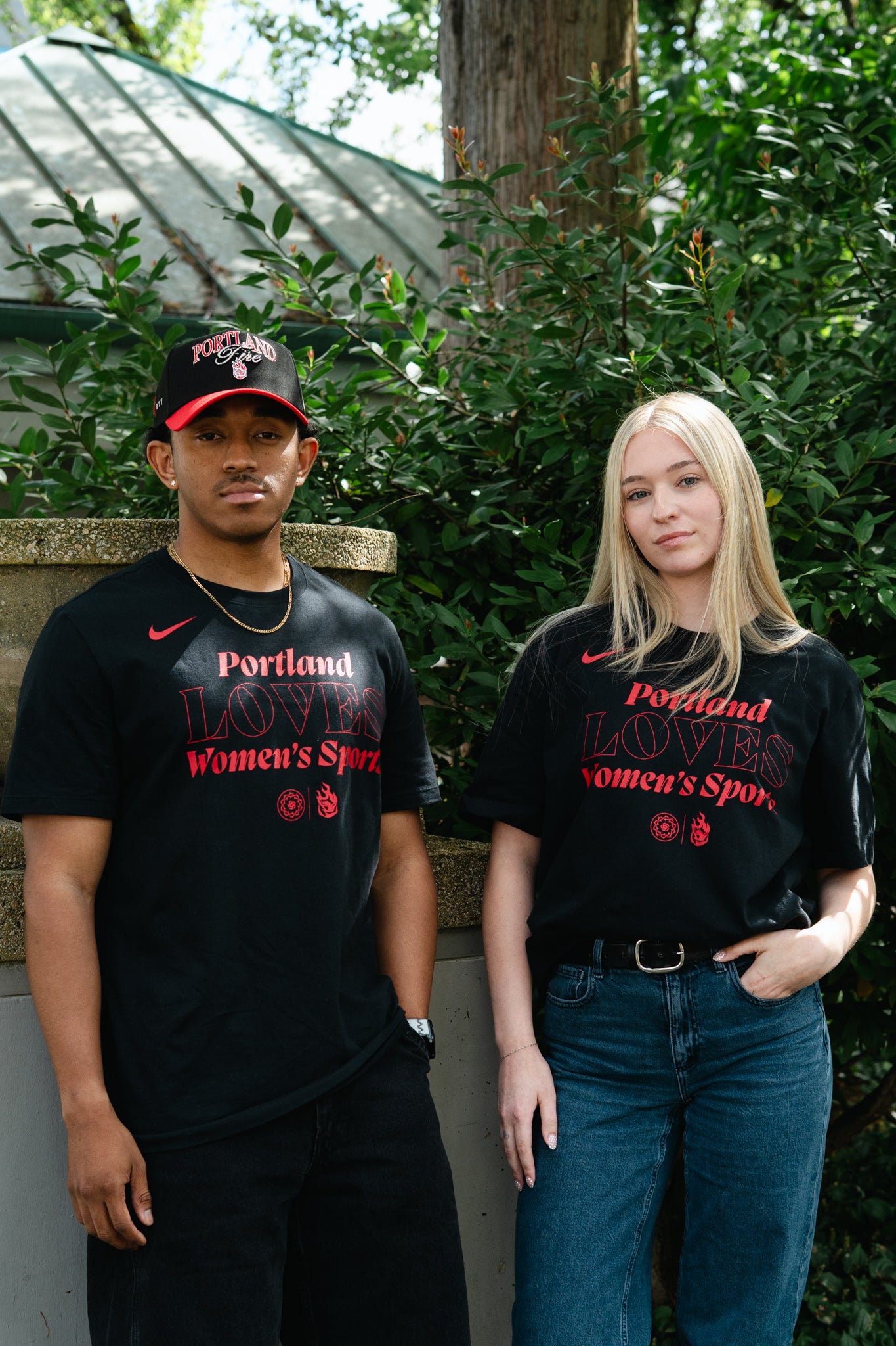 Portland Loves Women's Sports Unisex Tee